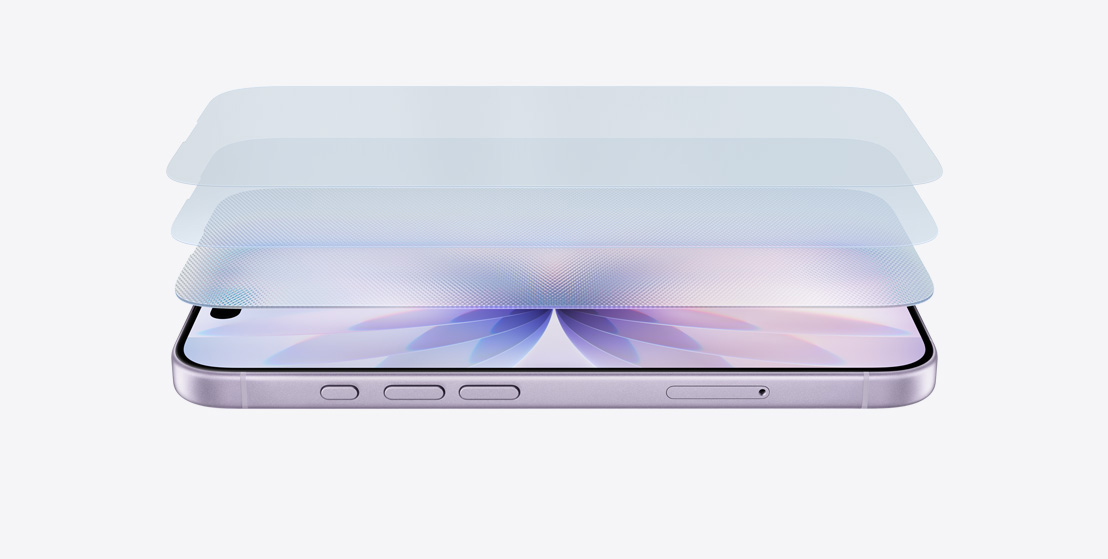 가로 방향으로 측면을 보여주는 라벤더 색상 iPhone 17. 겹겹이 표시된 디자인으로 Ceramic Shield 2를 보여주고 있습니다.