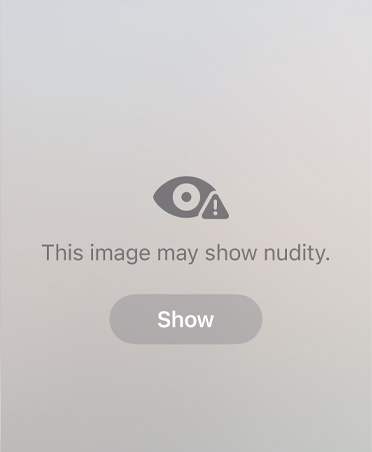 Auto-generated message to parent about the sensitive and unsafe content their child may be viewing on a FaceTime call, with options to Resume Audio and Video or End Call