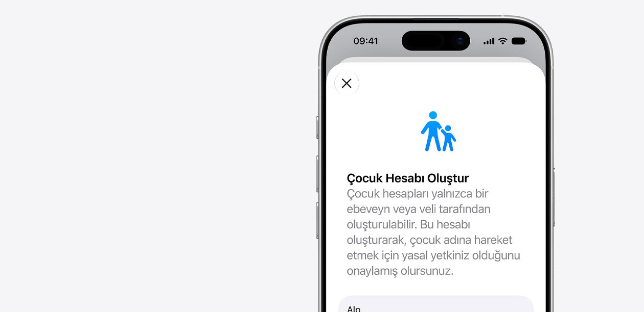 Çocuğun adının girileceği alanların üzerinde bir yetişkin ve çocuk simgesi bulunan Çocuk Hesabı ayarlama arayüzünü gösteren iPhone.