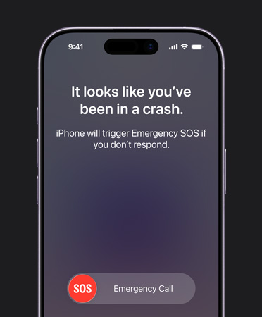 iPhone 17, μπροστινή εξωτερική όψη, στρογγυλεμένες γωνίες, λειτουργία ανίχνευσης τροχαίου σε χρήση